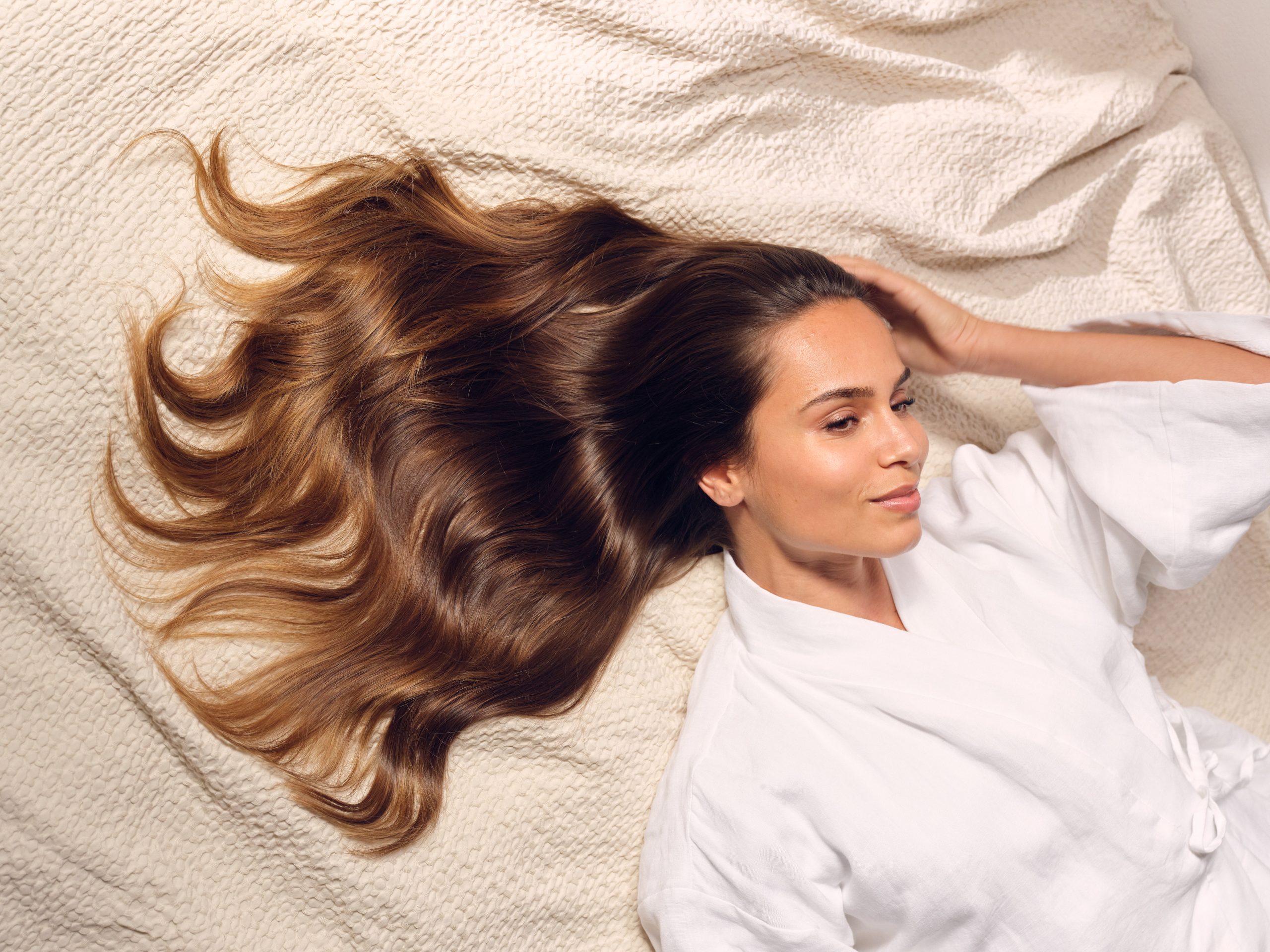 Kératine des cheveux : Comment la renforcer ?